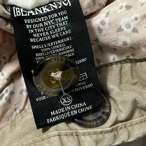 BLANK NYC Quilted Reversible Floral Jacket Women's Cream Pink Size XS - Picture 5 of 11